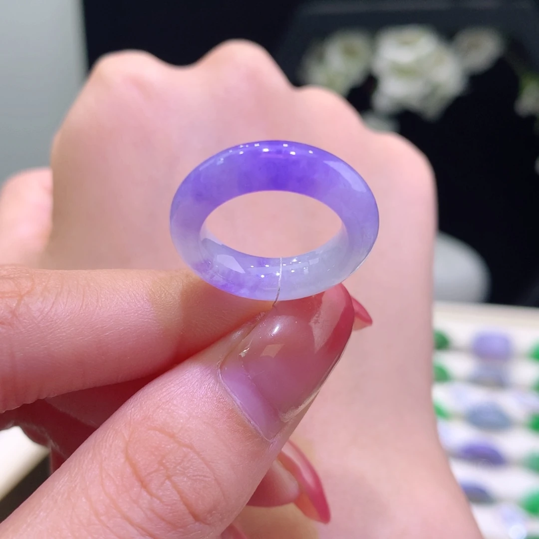 翡翠未镶嵌戒指翡翠