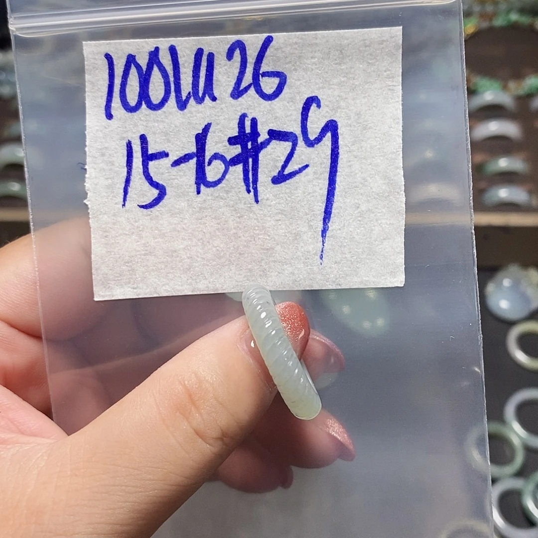 未镶嵌定制翡翠翡翠