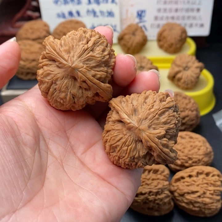 文玩核桃吊坠肉团子福利43尺0897