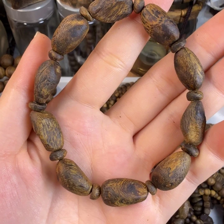 沉香沉香碎屑莺歌绿奇楠1.0树钉10克➕