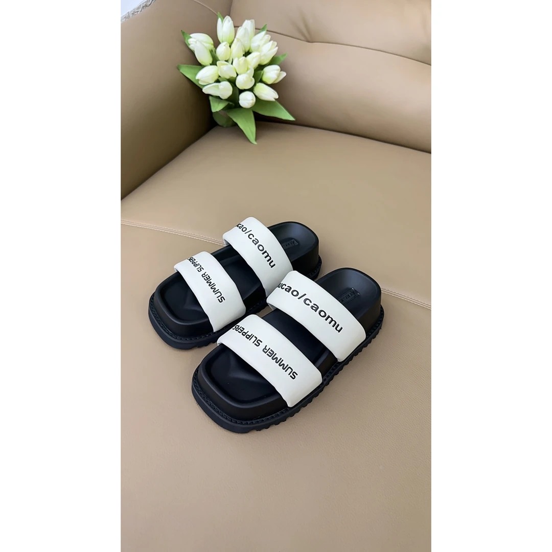 品牌原单夏季外穿凉拖女款厚度拖鞋【码数偏大一码】——【米色】——088