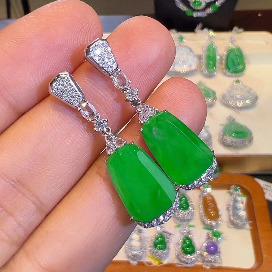 翡翠18K金镶嵌耳饰