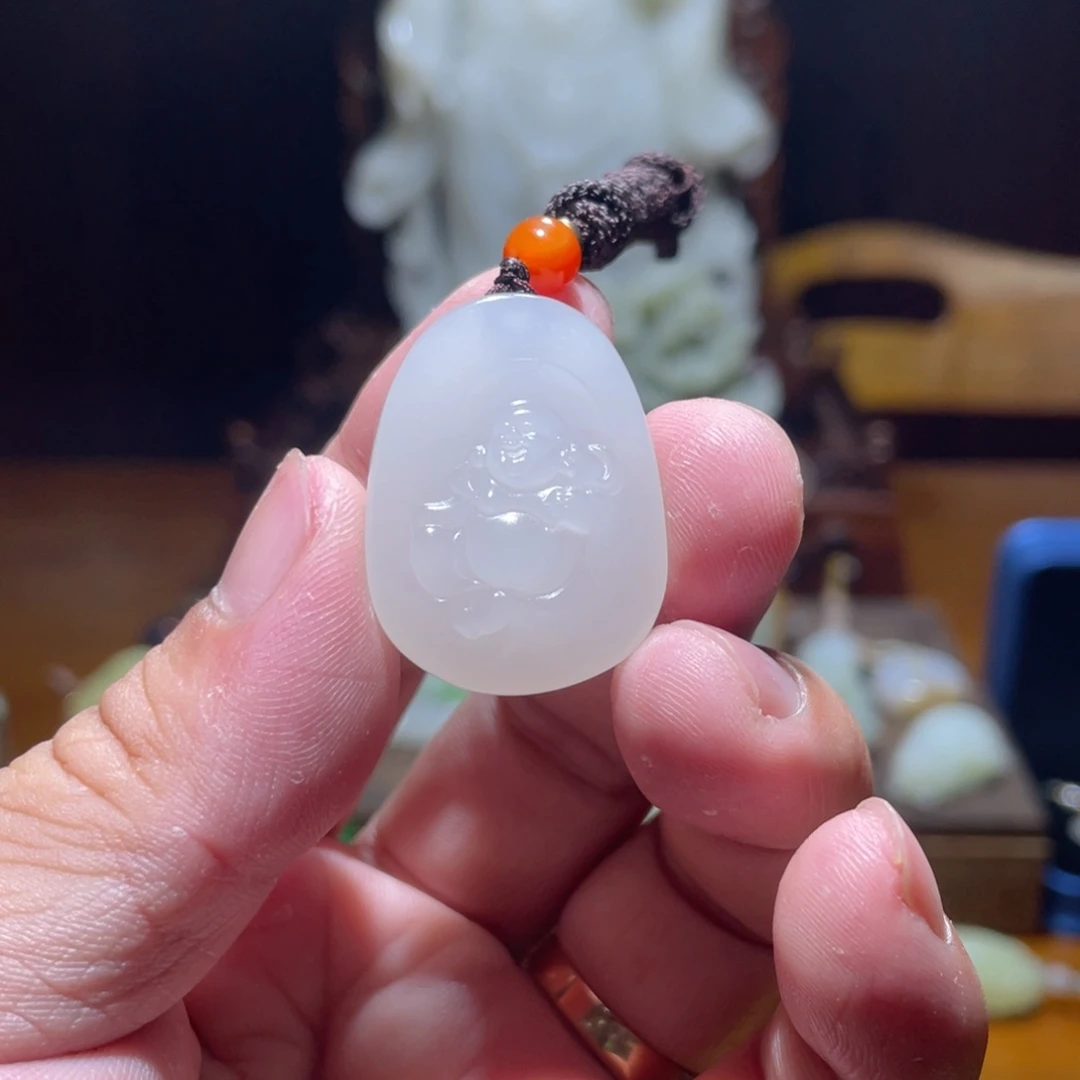 颈饰未镶嵌和田玉
