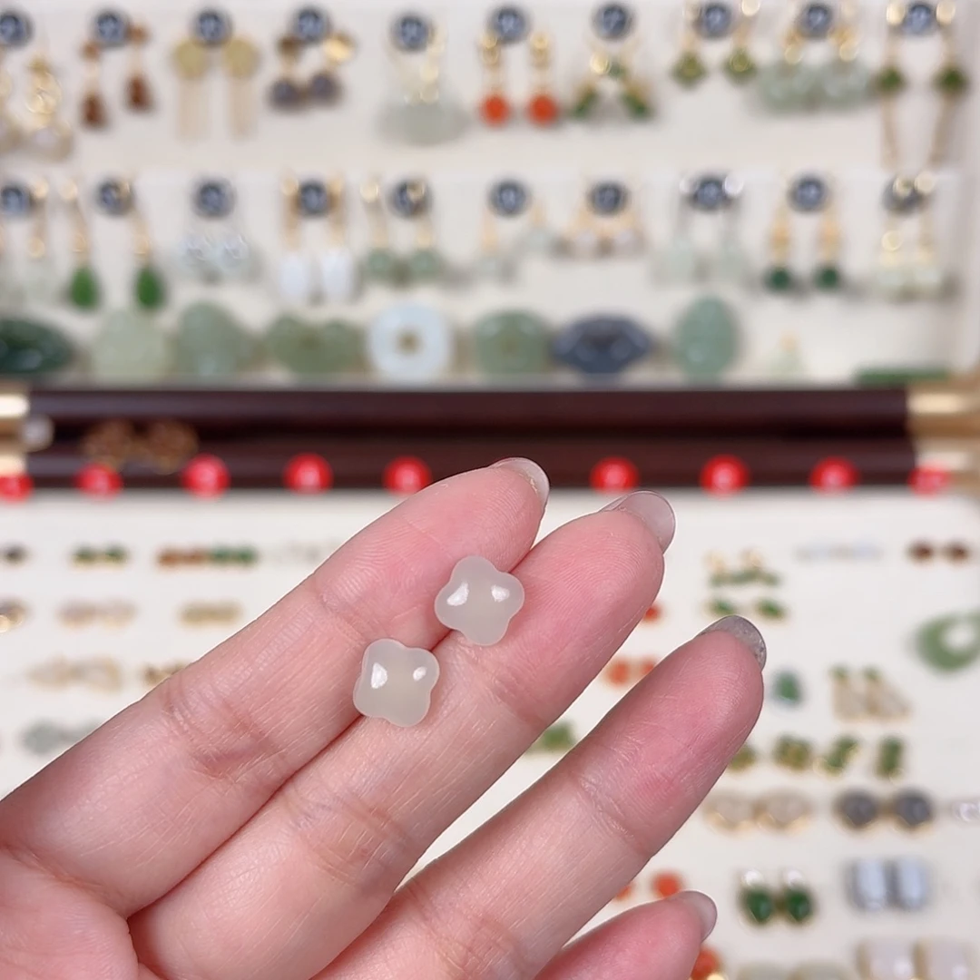 银S925镶嵌和田玉耳饰