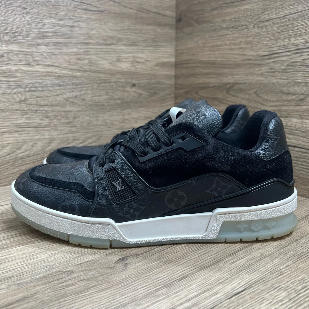 95新 LouisVuitton/路易威登 Trainer 黑色满印板鞋 41码/95新