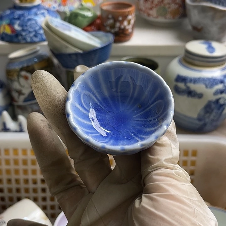 瓷片“***的哈哈哈我要去买衣服