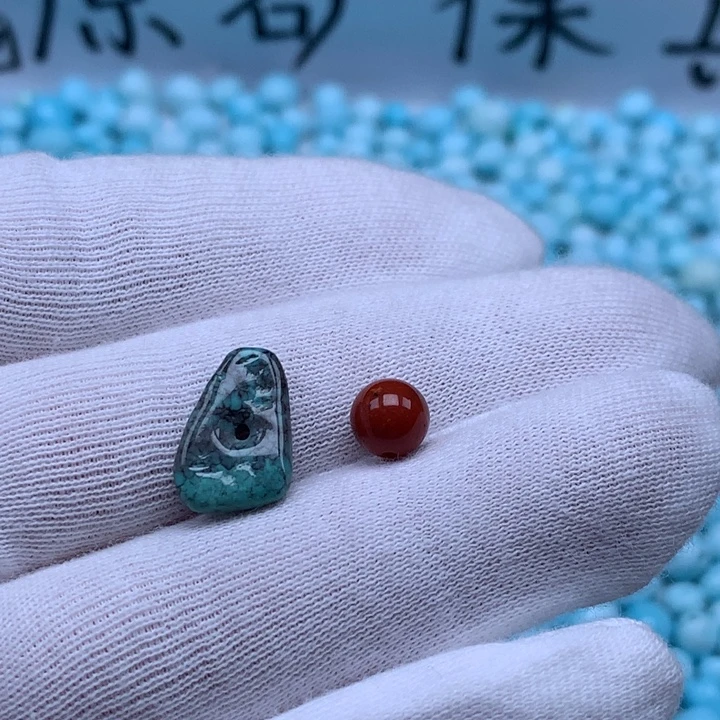 南红玛瑙未镶嵌珠宝奇石