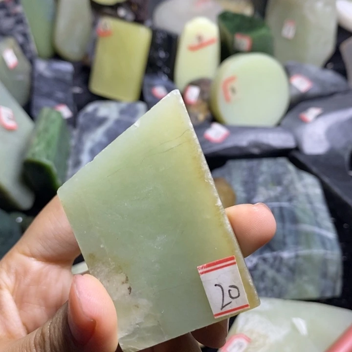 未镶嵌和田玉挂件