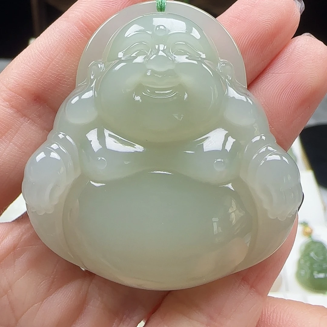 和田玉18K金镶嵌吊坠(赠链)