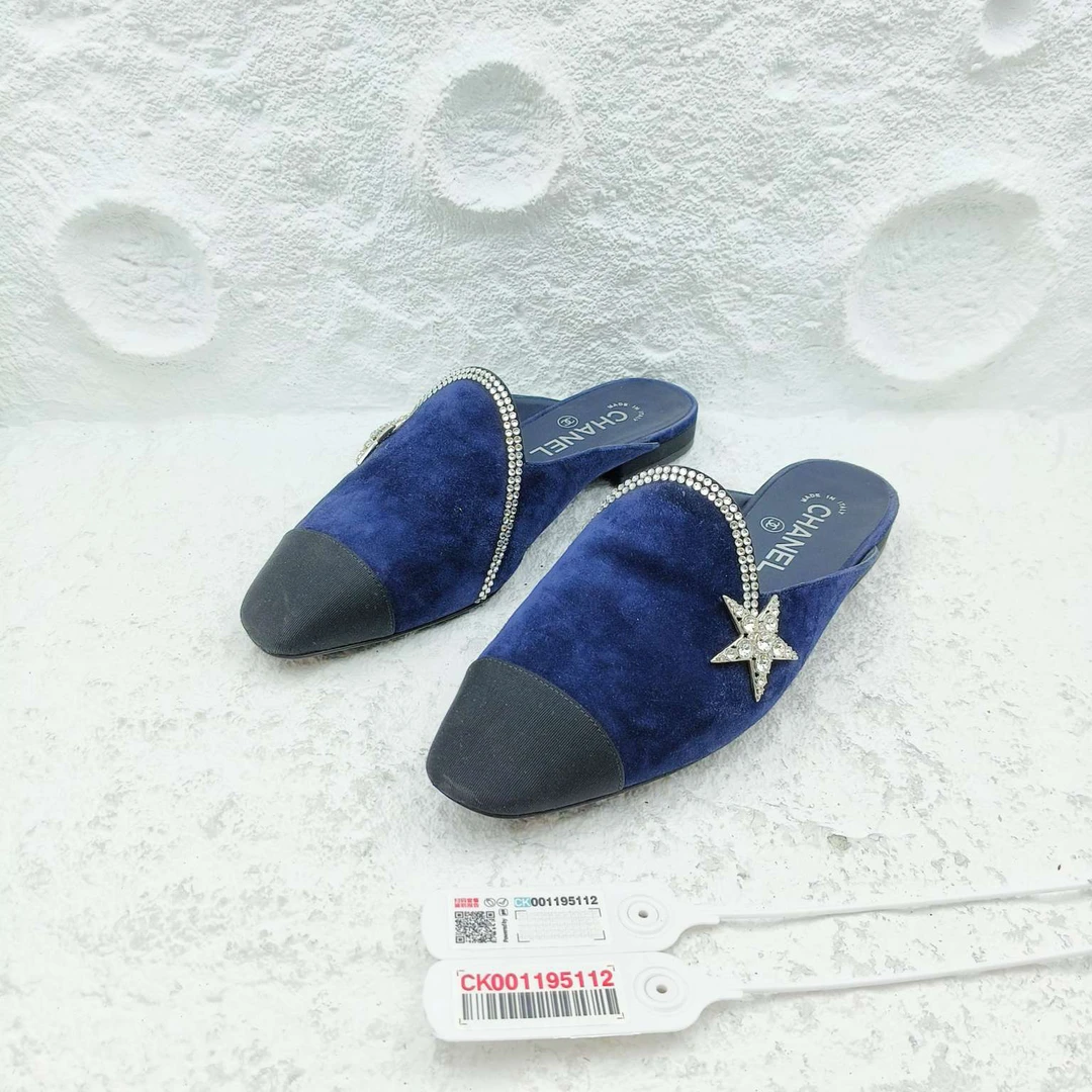 99新 Chanel/香奈儿 /38码/钻扣包头半拖/经典休闲