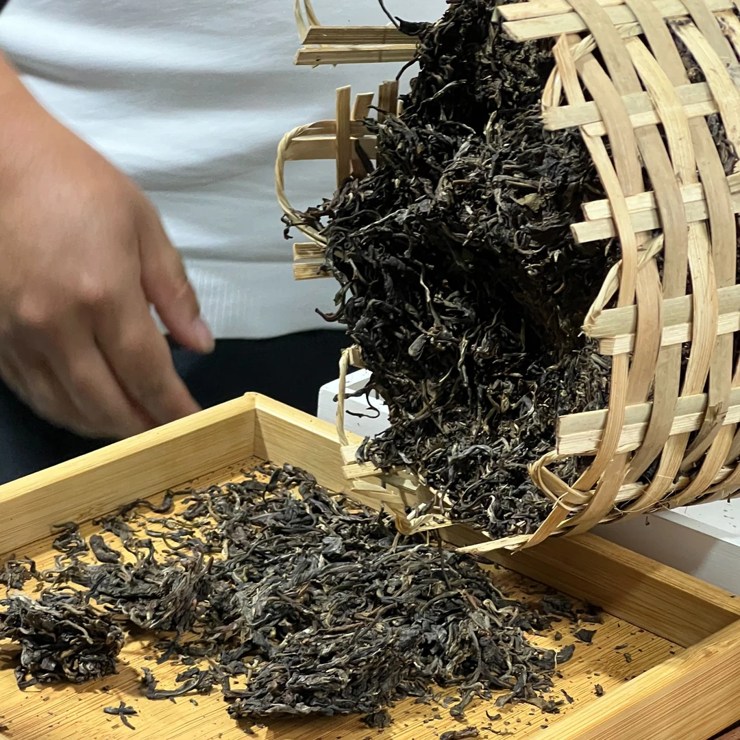 2019年 冰岛地界大树（春）普洱生茶  -【36号】6-8