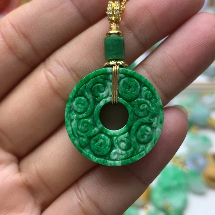 颈饰未镶嵌翡翠翡翠