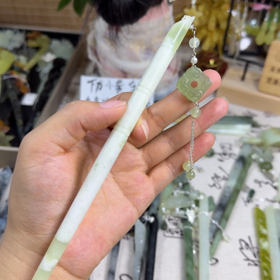 蛇纹石玉未镶嵌发饰