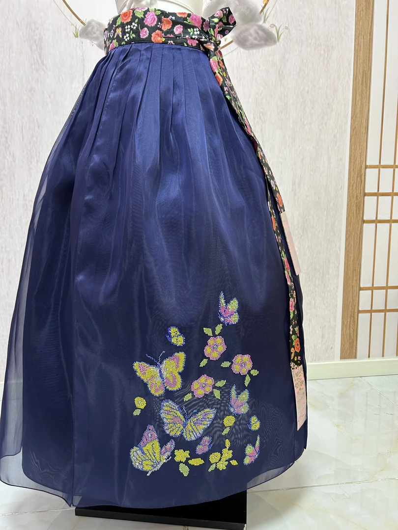 带钻高档练功裙织锦缎短款显廋四季刺绣蝶恋花