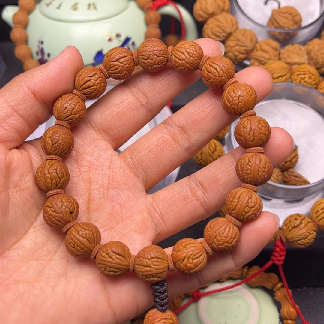 秦***韵吊坠桃核龙纹桃核