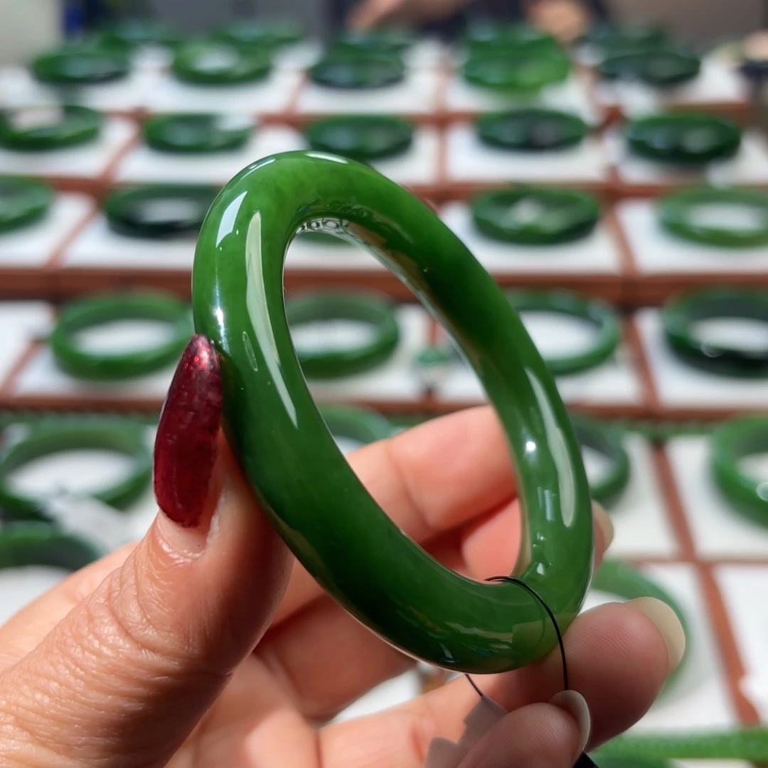 未镶嵌手镯和田玉喜*洋