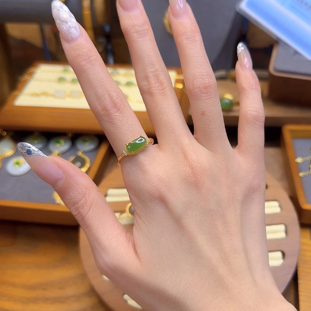 和田玉戒指银S925镀金镶嵌