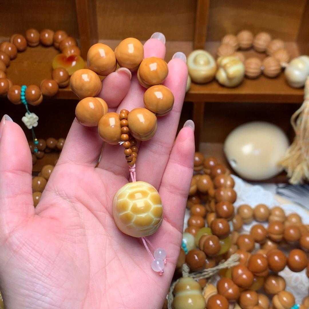 猴头核桃把件15高定屁桃手捻富甲