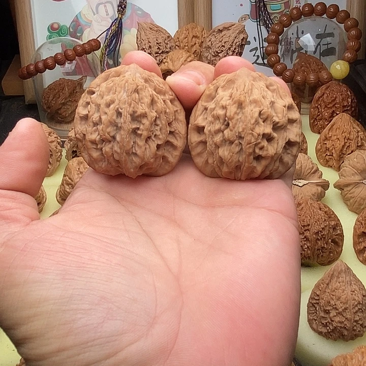 把件桃核麦穗虎头44