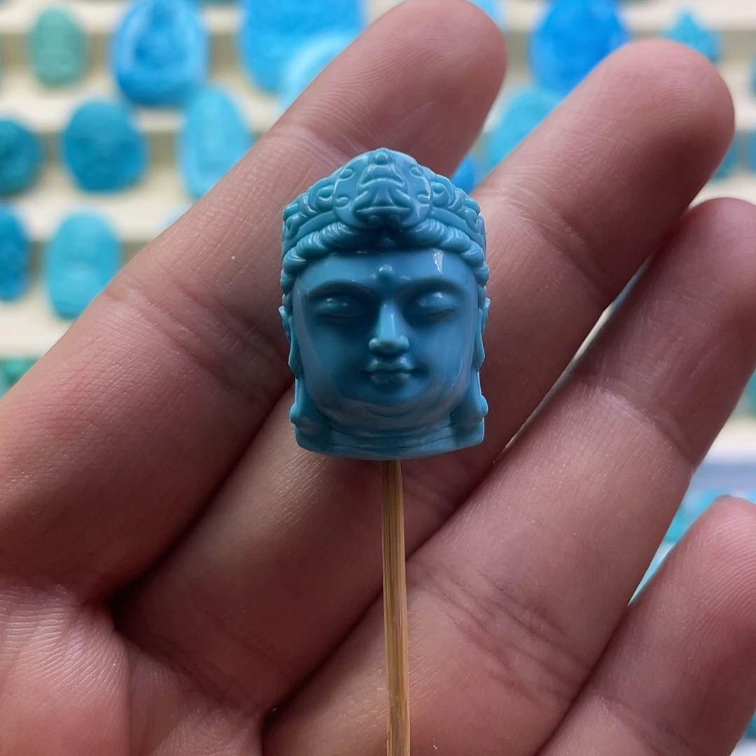 绿松石未镶嵌颈饰