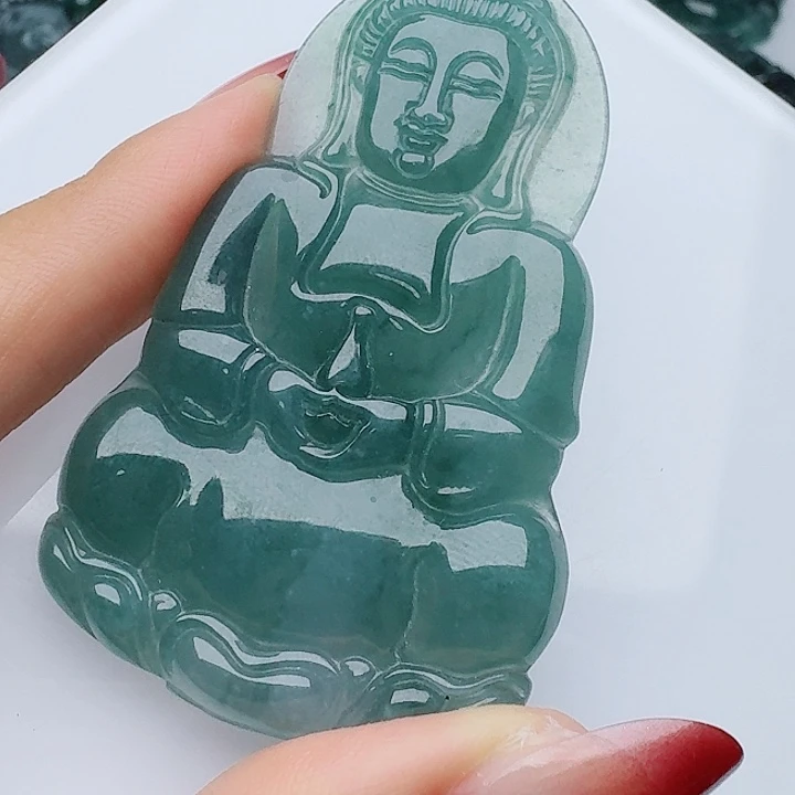 颈饰未镶嵌翡翠多样性发其一