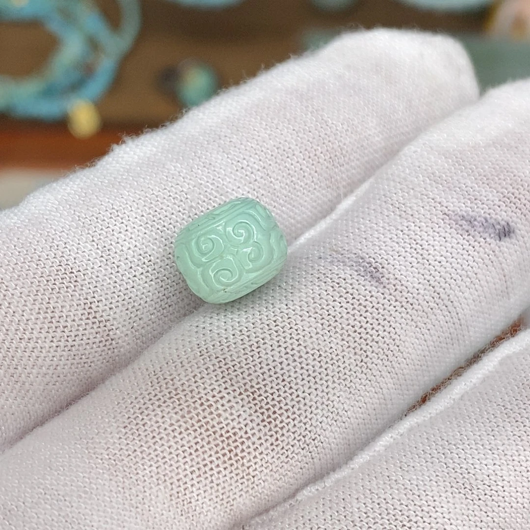 未镶嵌配饰南红玛瑙
