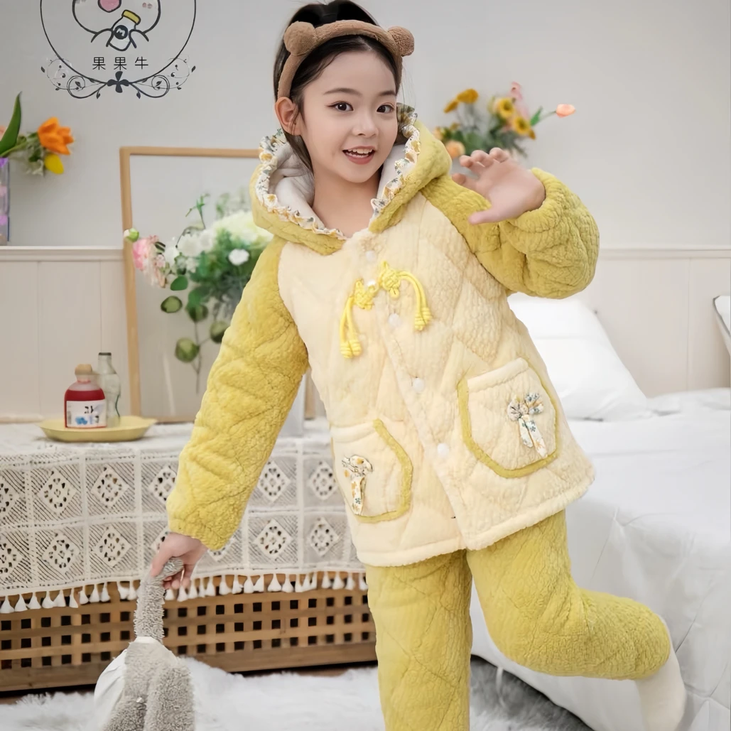 1501 花嫂冬季女童新款流苏盘扣花边帽子三层加厚家居服睡衣套装