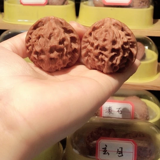 文玩核桃把件龙鳞