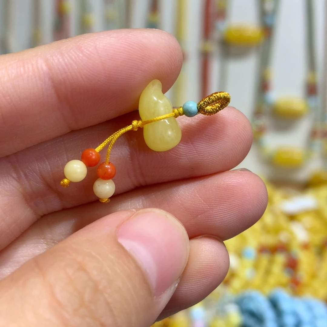 蜜蜡未镶嵌裸石特价迷你小葫芦