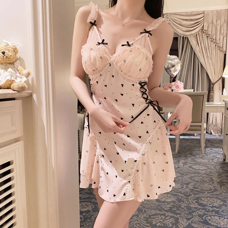 纯欲风睡衣女款2025新款甜美飞袖深V性感蕾丝冰丝吊带睡裙带胸垫