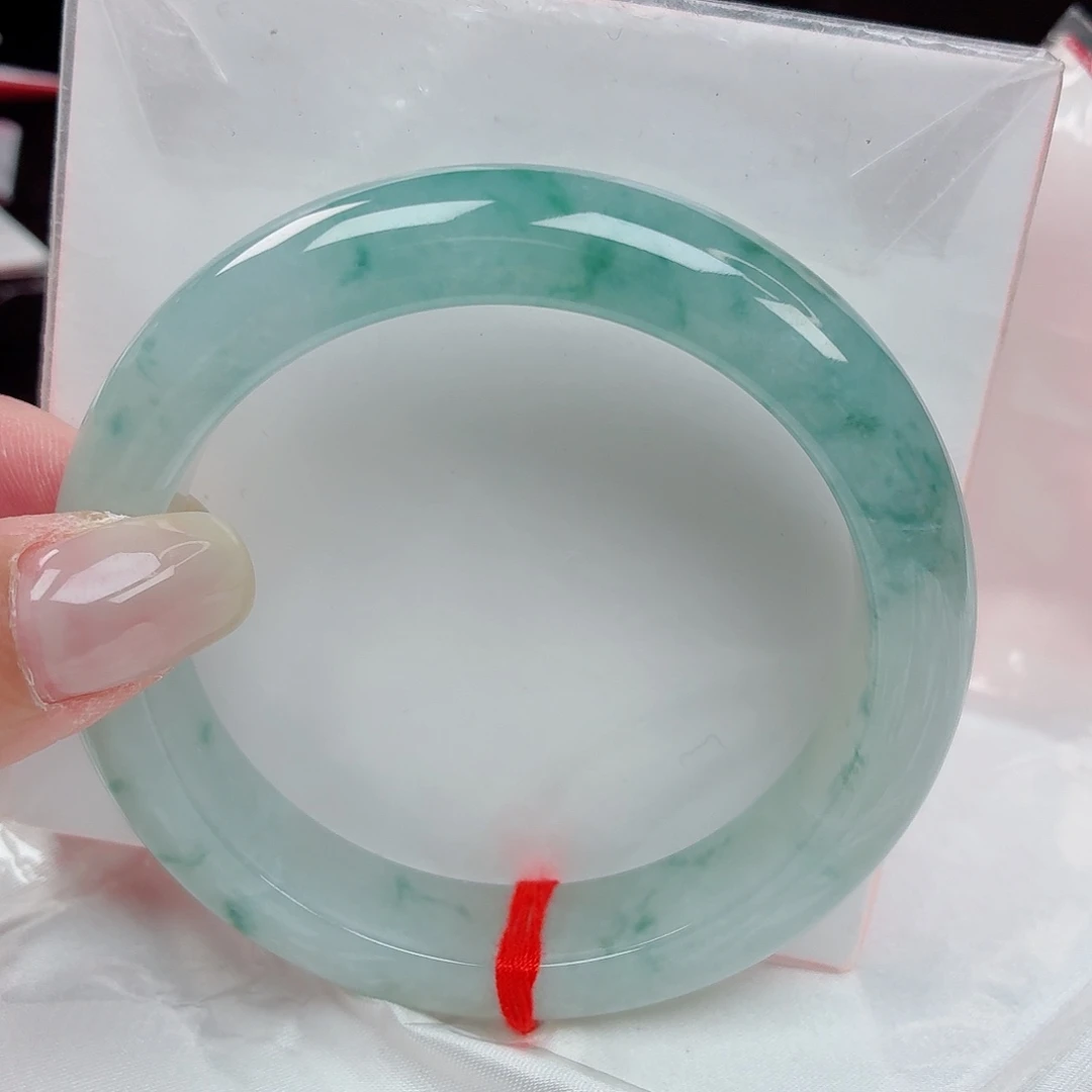 未镶嵌手镯翡翠56+