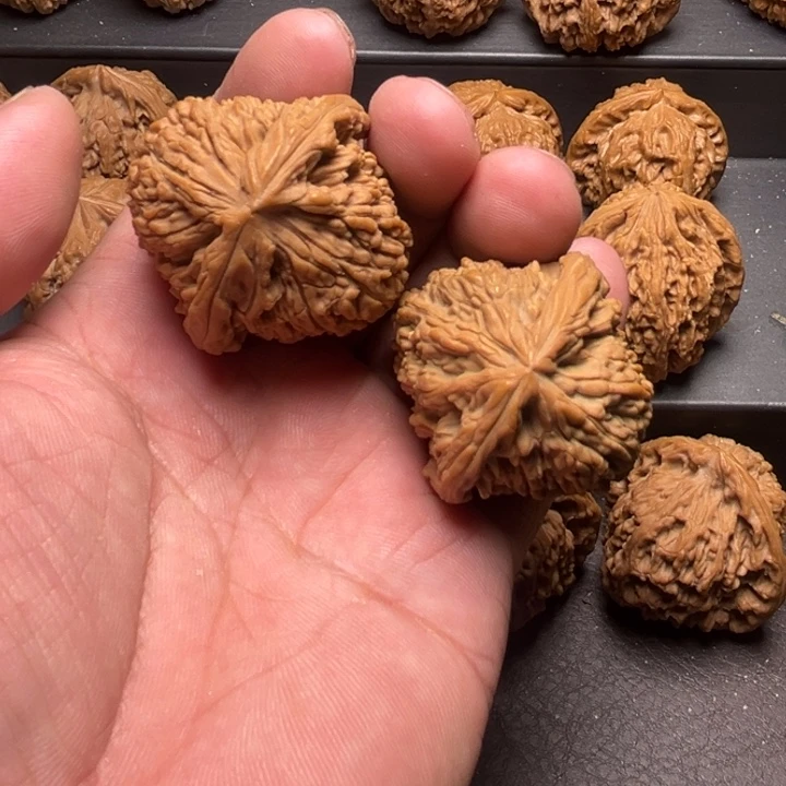 核桃手串/手链大****?南疆石