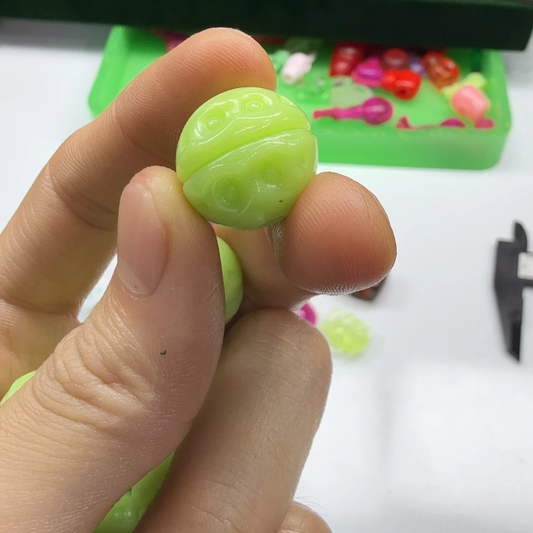 树脂非金属瑕疵一个