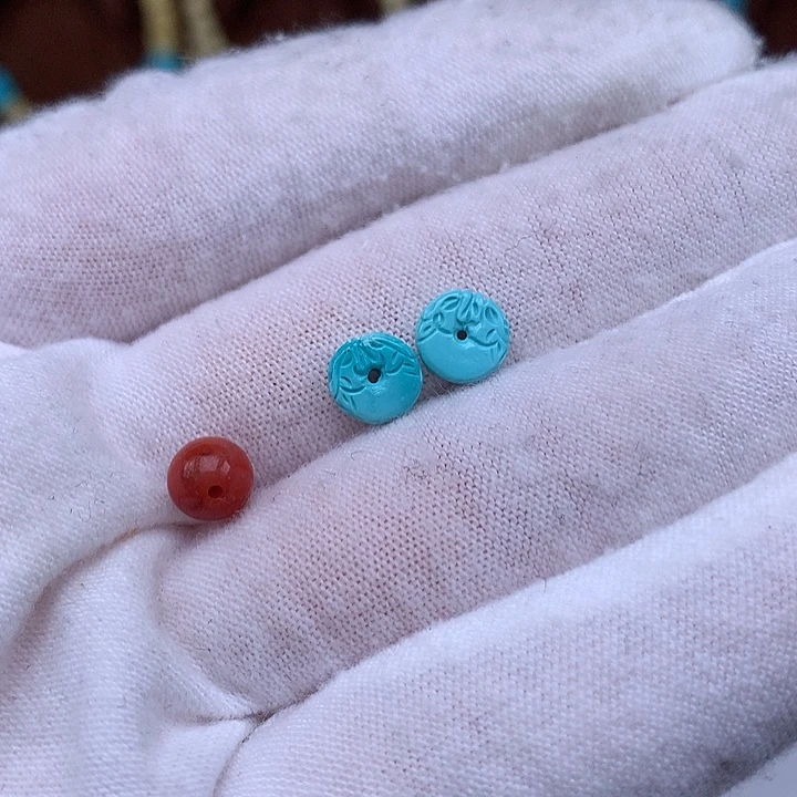 南红玛瑙未镶嵌珠宝奇石