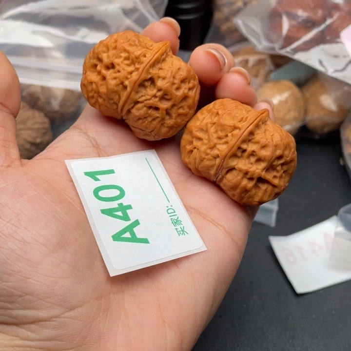 文玩核桃吊坠核桃