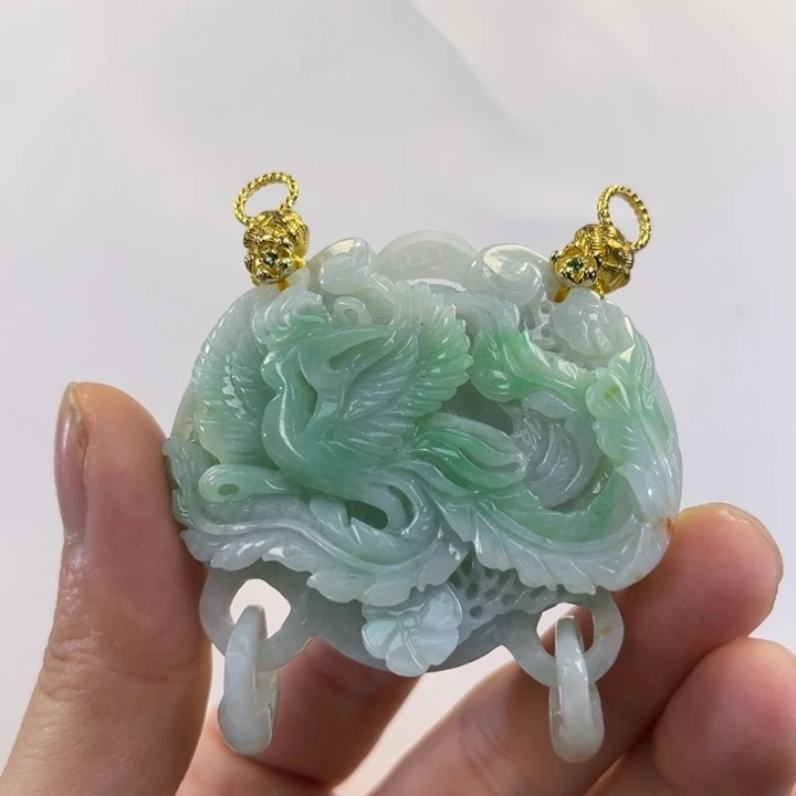 翡翠吊坠(赠链)未镶嵌代编织