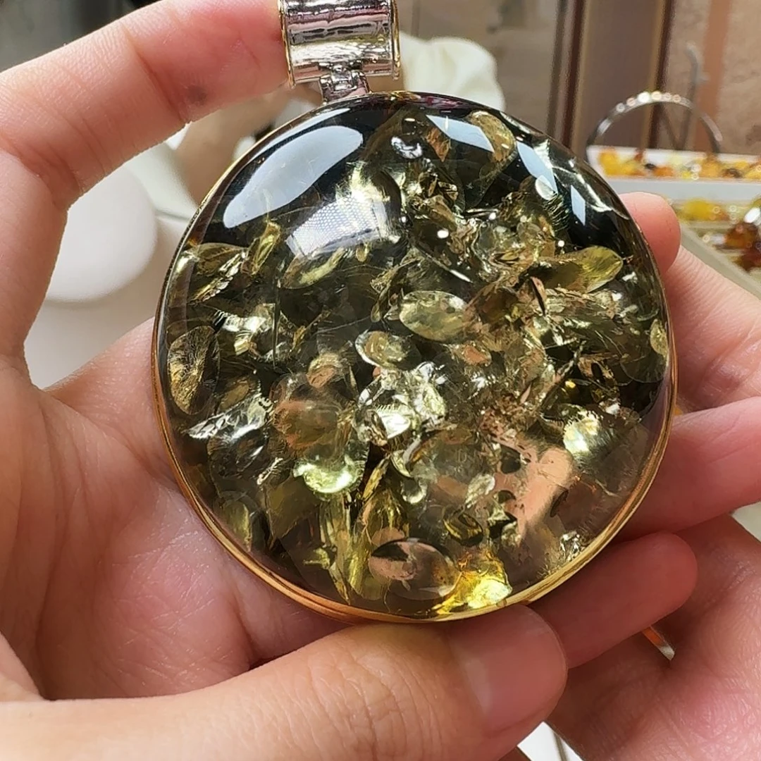 琥珀未镶嵌颈饰吊坠