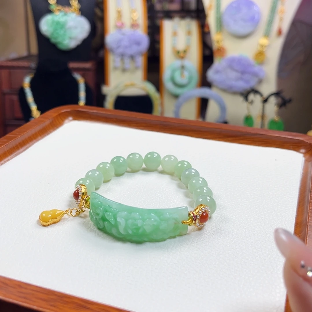 逝***痕翡翠未镶嵌手串冰