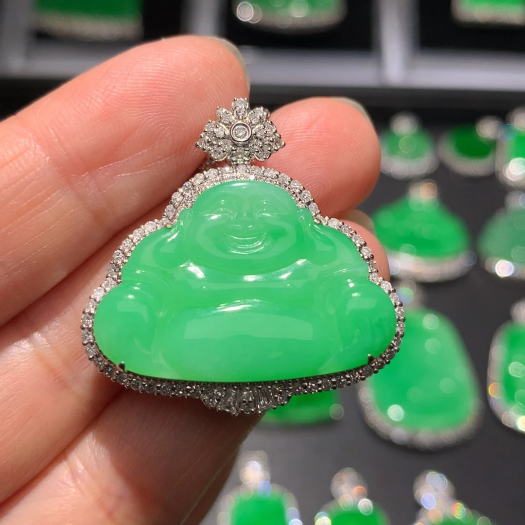 翡翠颈饰18K金镶嵌翡翠