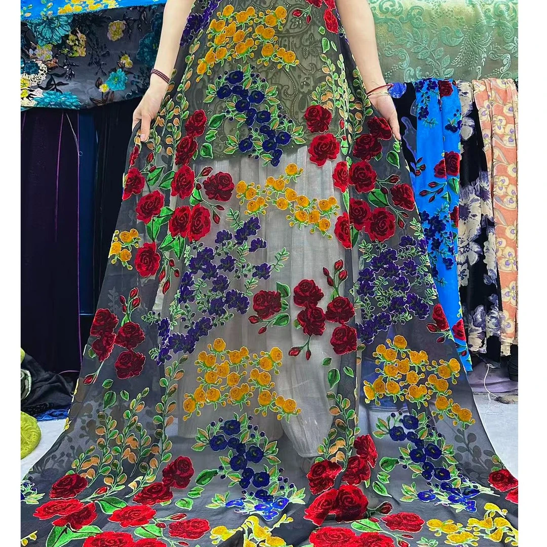 【黑底红黄绿玫瑰花】彩绘植物真丝烧花丝绒高端私人订制服装面料