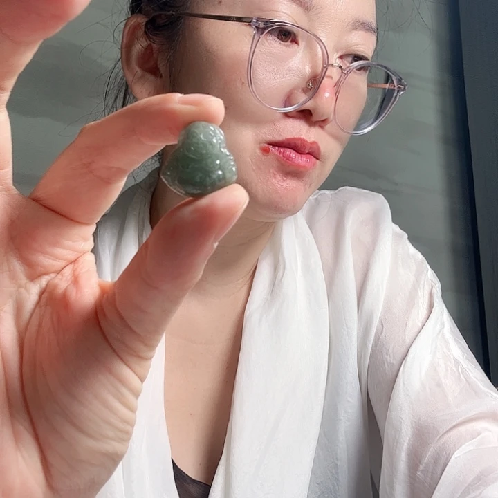 晶***晶翡翠未镶嵌颈饰夭然缅甸翡翠吊坠