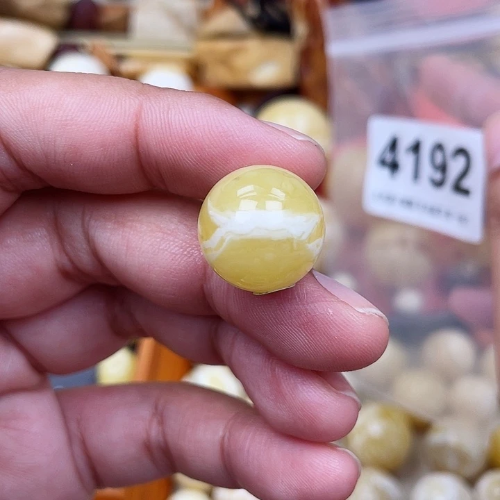 蜜蜡未镶嵌珠宝奇石粉16.7一线天