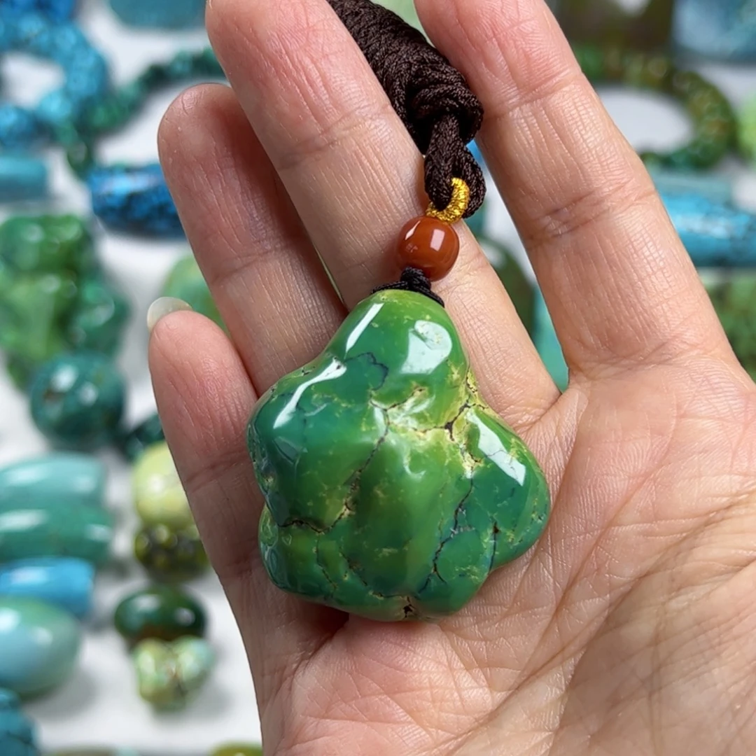 绿松石未镶嵌珠宝奇石