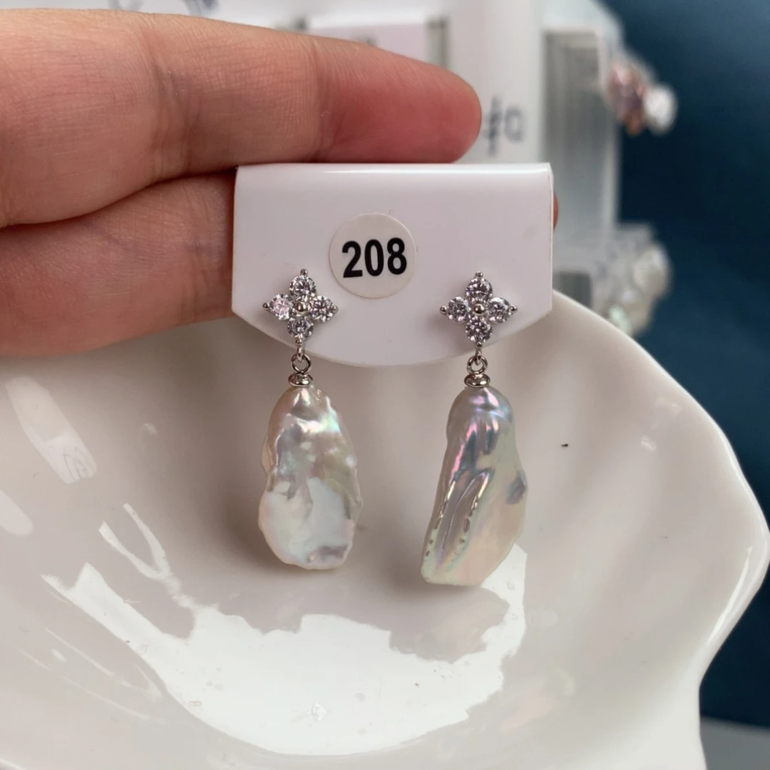 无非金属巴洛克花瓣耳饰