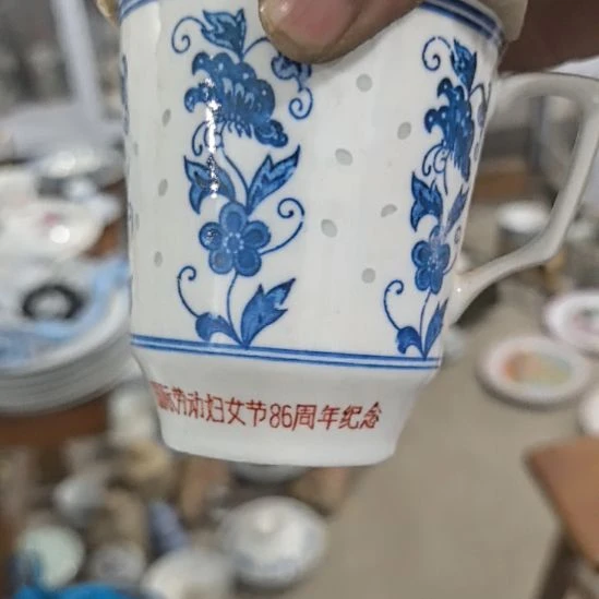摆件当代景德镇陶瓷工艺品
