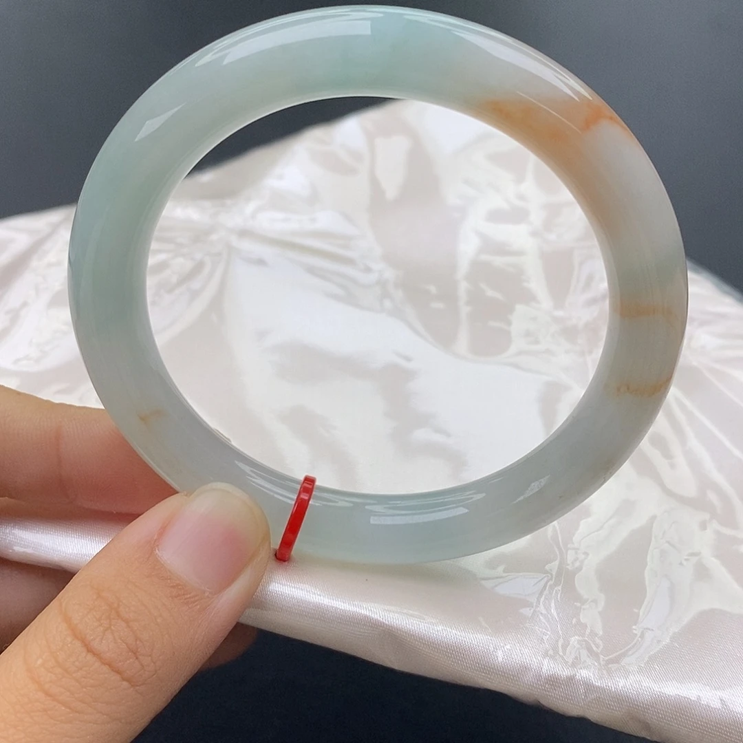 翡翠未镶嵌手镯（圆镯）56圈