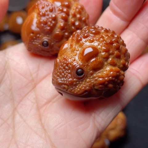 【闪购商品】手串/手链橄榄核35左右金蝉手球