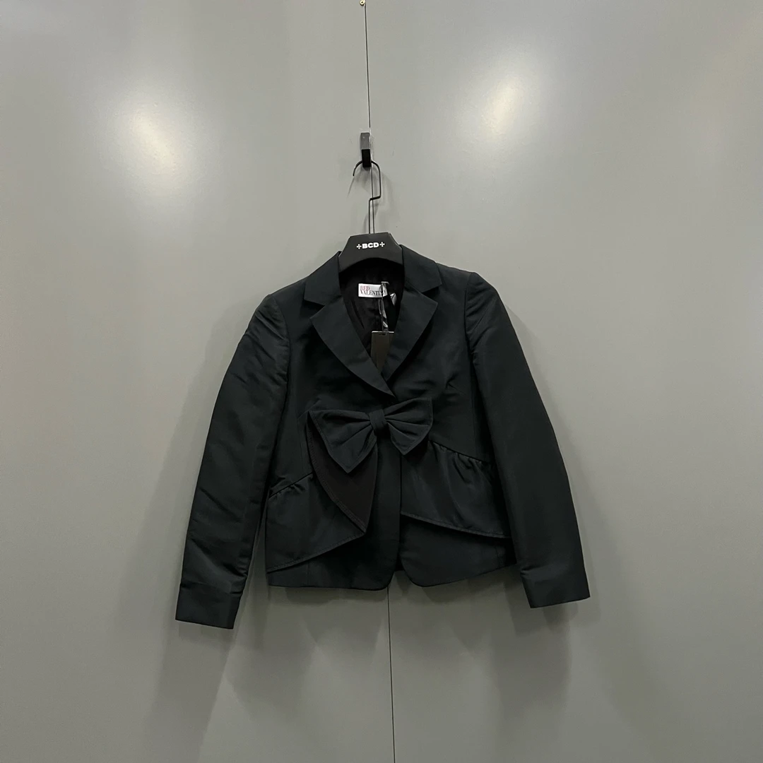 99新 Valentino/华伦天奴 tt 黑色蝴蝶结西服 40码/98新/102879