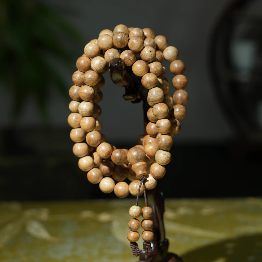 马尼拉沉香念珠 0.9 29.64g 250621206 A