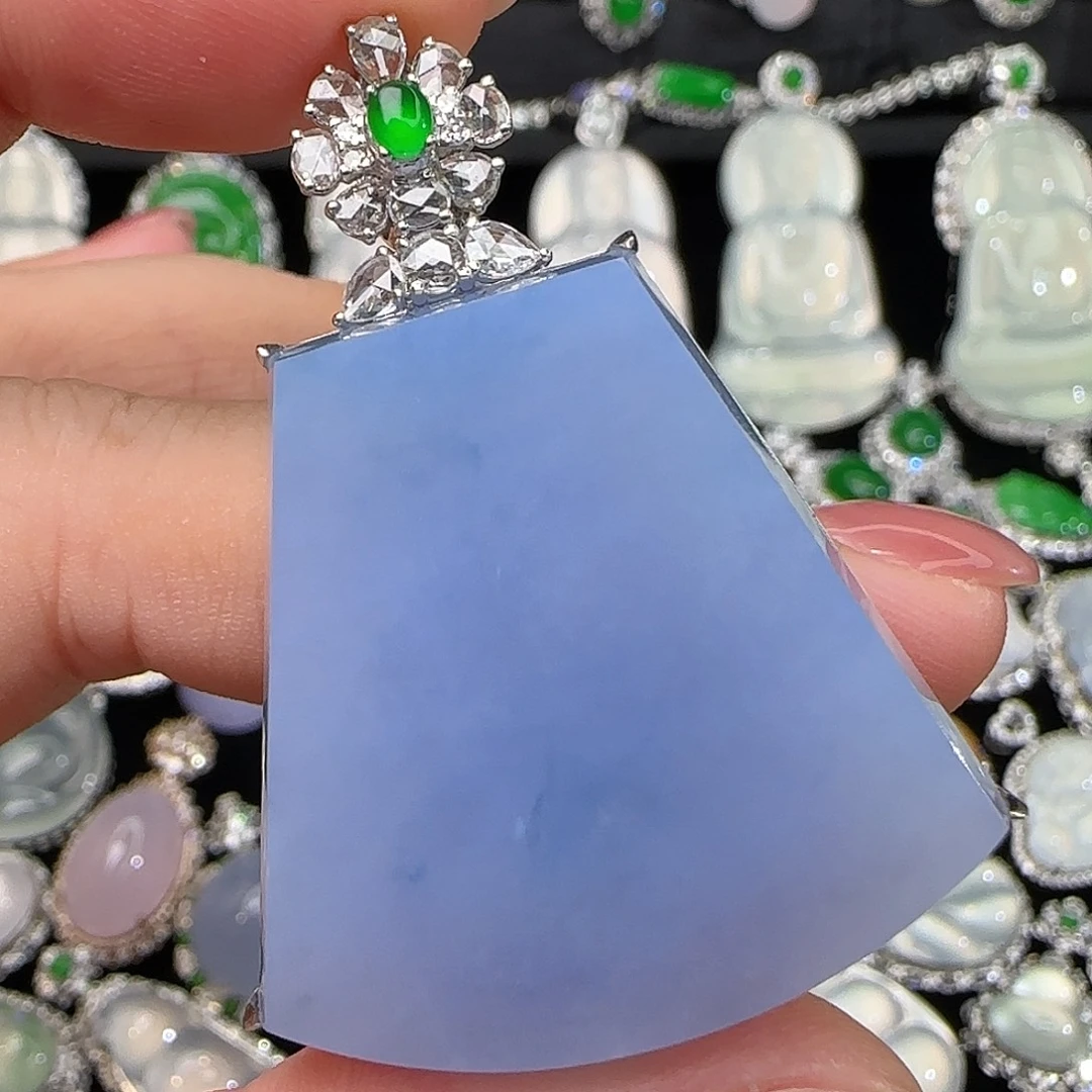 翡翠18K金镶嵌颈饰天然翡翠